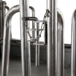 Râtelier carré à arceaux 18 places – mangeoire galvanisée robuste avec toit et attelage 3 points – Image 2